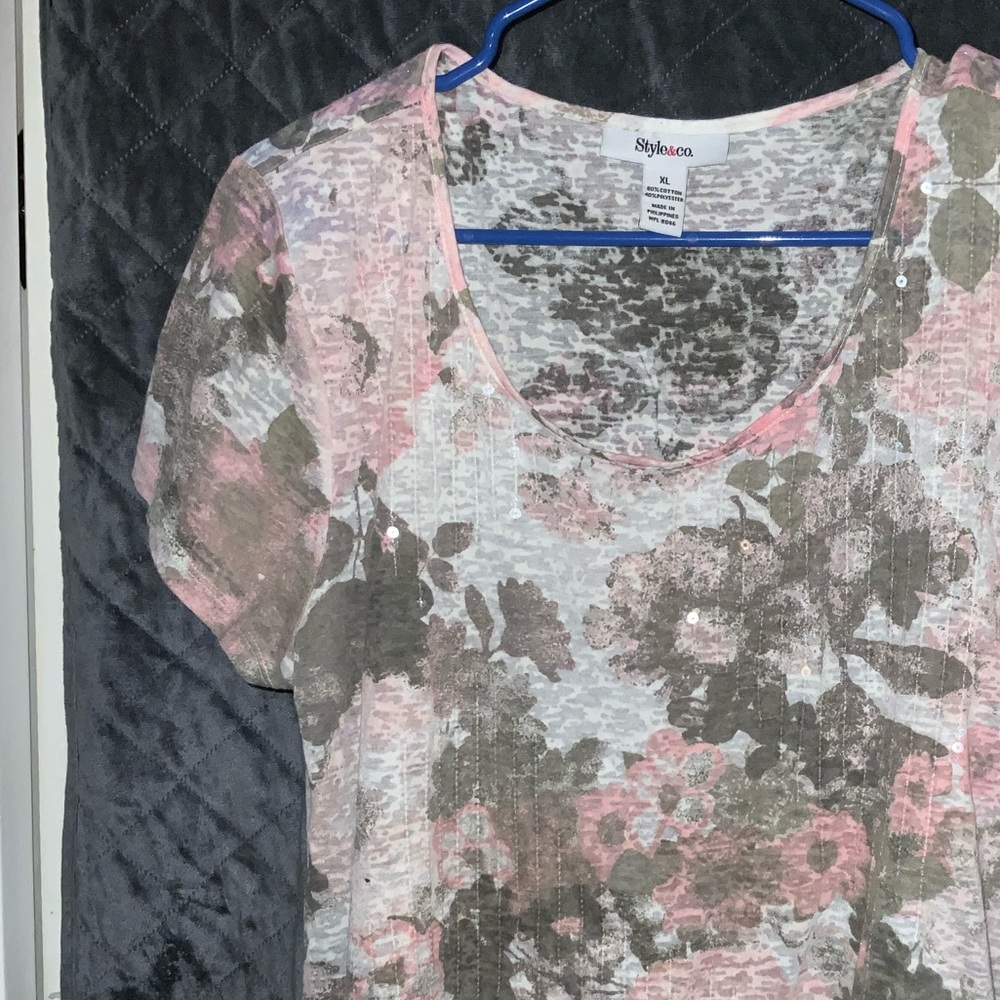 Style & Co XL Short Sleeve Shirt